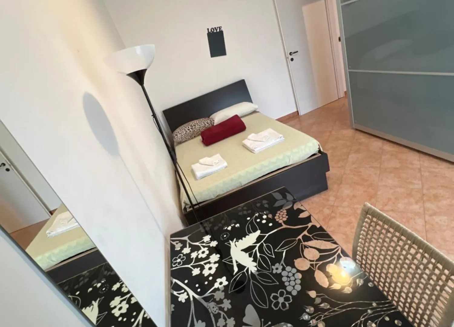 Apartment Milano Room